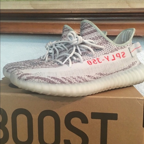 yeezy blue tint laces